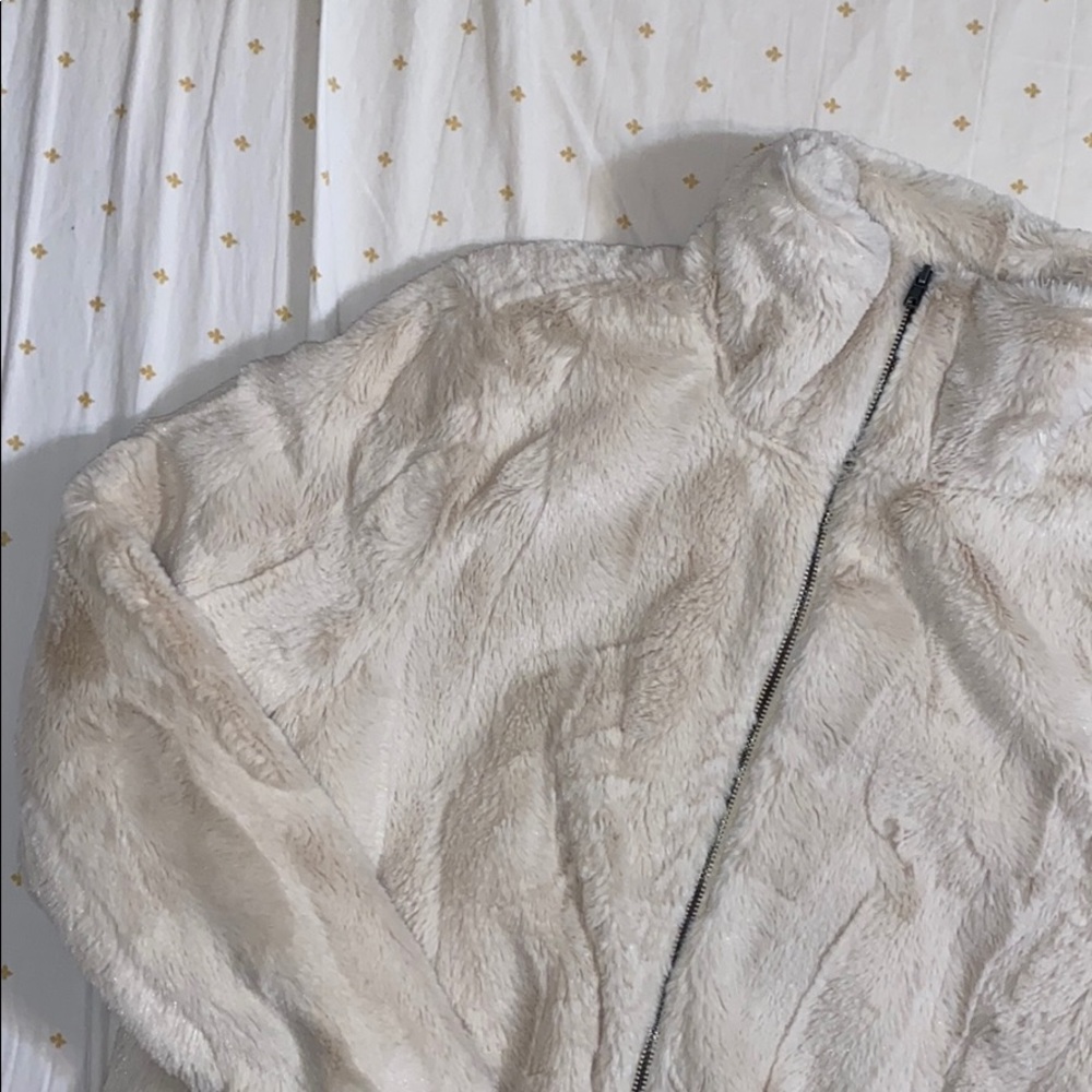 Faux Fur Zip-up Jacket